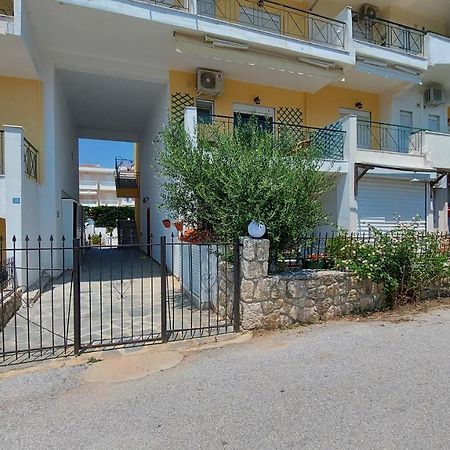 Blue Deluxe Apartment Kallithea  Ngoại thất bức ảnh