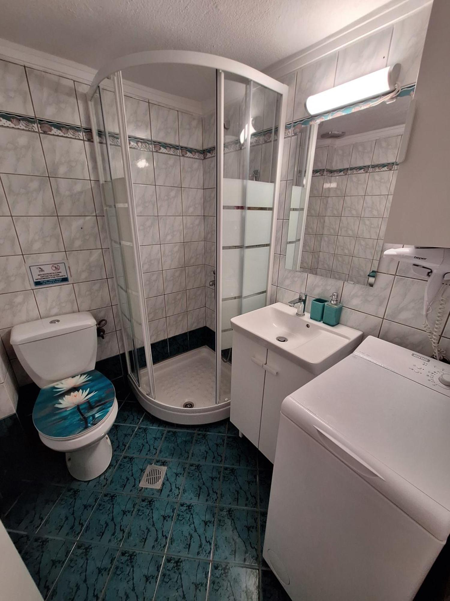 Blue Deluxe Apartment Kallithea  Ngoại thất bức ảnh